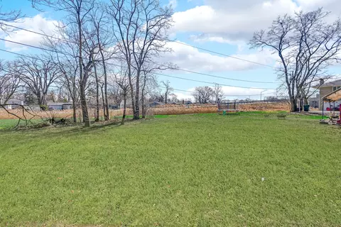 Exterior - 17015 Annetta Ave, Hazel Crest, IL 60429 photo 3 of 4