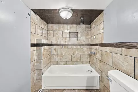 Bath - 505 E 4th St, Sterling, IL 61081 photo 2 of 4