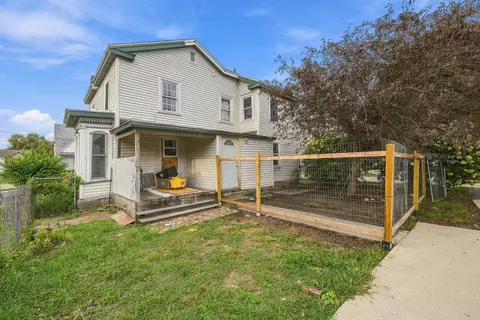 Exterior - 505 E 4th St, Sterling, IL 61081 photo 2 of 2
