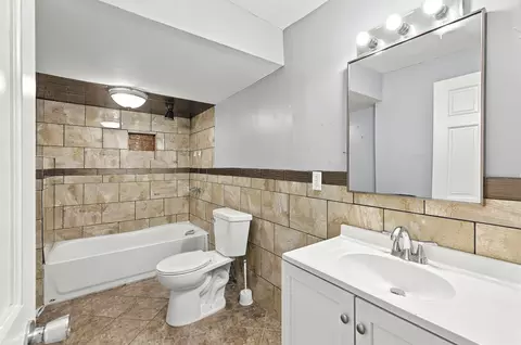 Bath - 505 E 4th St, Sterling, IL 61081 photo 1 of 4