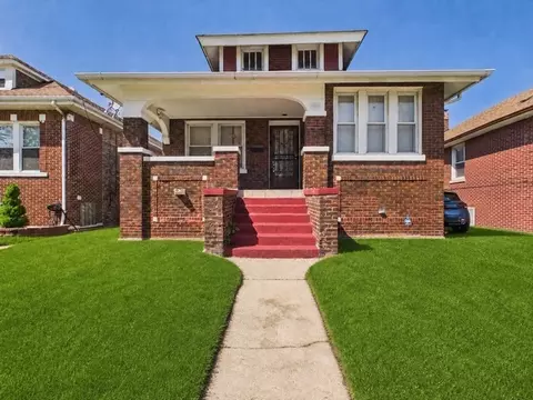 340 156th Pl, Calumet City, IL 60409