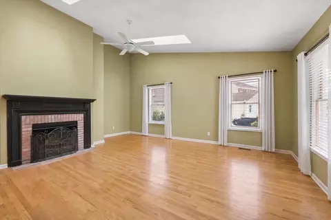 Living - 1069 Devonshire Ave, Naperville, IL 60540 photo 5 of 6