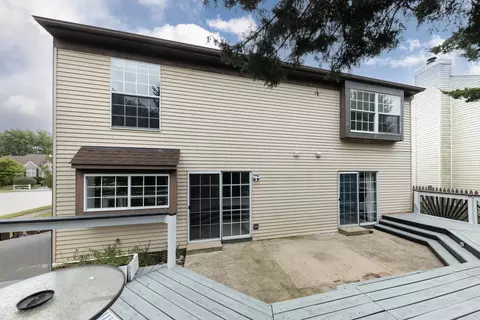 Exterior - 3242 Gresham Lane E Ln, Aurora, IL 60504 photo 2 of 6