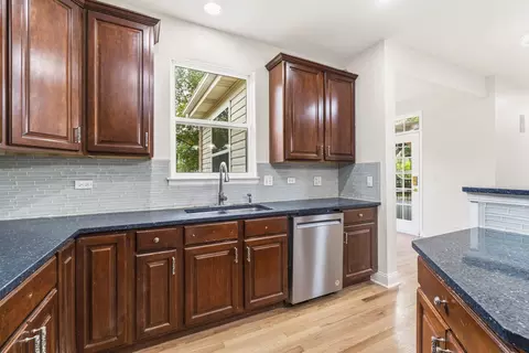 Kitchen - 12716 Meadow Ln, Plainfield, IL 60585 photo 3 of 4