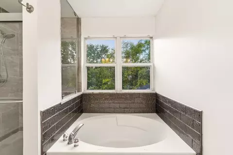 Bath - 12716 Meadow Ln, Plainfield, IL 60585 photo 5 of 5
