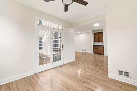 Living - 12716 Meadow Ln, Plainfield, IL 60585 photo 5 of 8