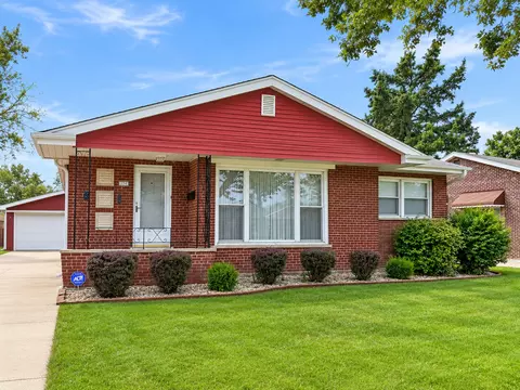 174 Linden Ln, Chicago Heights, IL 60411