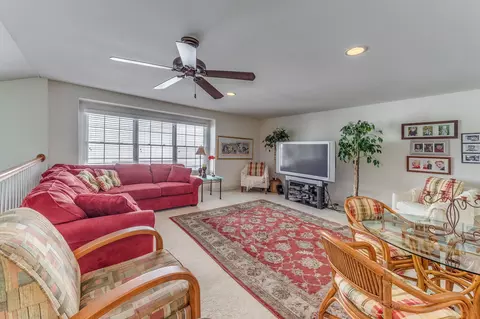 Living - Undisclosed, Naperville, IL 60540 photo 5 of 5