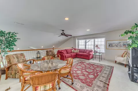 Living - Undisclosed, Naperville, IL 60540 photo 3 of 5
