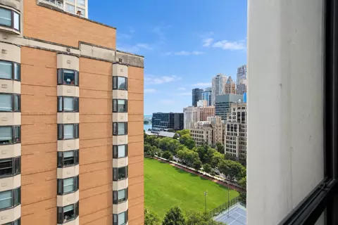 View/Area - 222 E Pearson St #1901, Chicago, IL 60611 photo 2 of 5