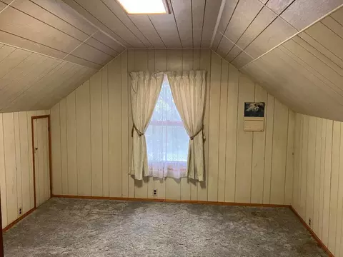 Bedroom - 412 Monroe Ave, Dixon, IL 61021 photo 4 of 4