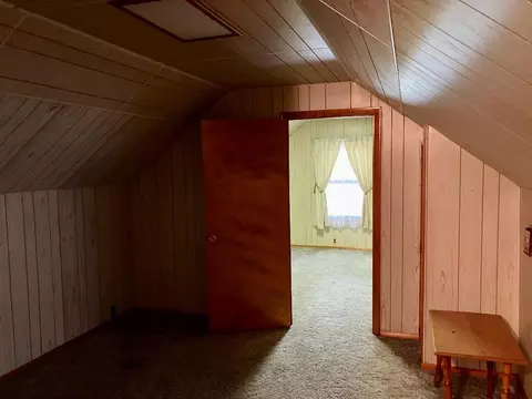 Bedroom - 412 Monroe Ave, Dixon, IL 61021 photo 3 of 4
