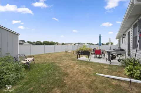 Exterior - 1406 Indian Trl, Kankakee, IL 60901 photo 6 of 11