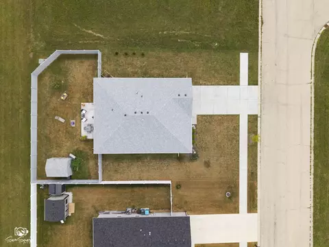 View/Area - 1406 Indian Trl, Kankakee, IL 60901 photo 3 of 7
