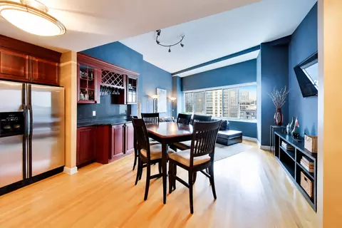 Dining - 211 E Ohio St #2902, Chicago, IL 60611 photo 1 of 2