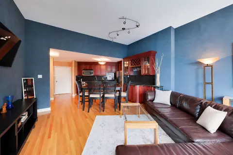 Living - 211 E Ohio St #2902, Chicago, IL 60611 photo 2 of 3