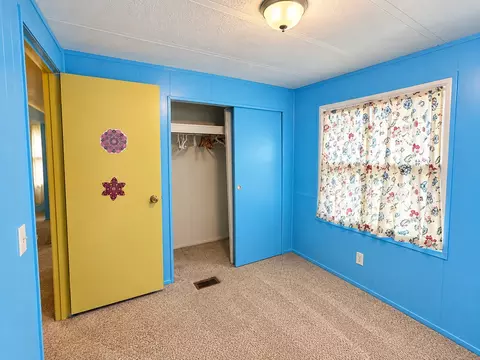 Bedroom - 1111 E 7th St, Metropolis, IL 62960 photo 3 of 5
