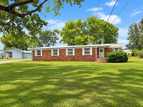 Exterior - 1111 E 7th St, Metropolis, IL 62960 photo 12 of 12