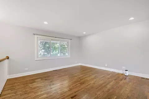 Living - 2050 Shepard Rd, Hoffman Estates, IL 60169 photo 4 of 4