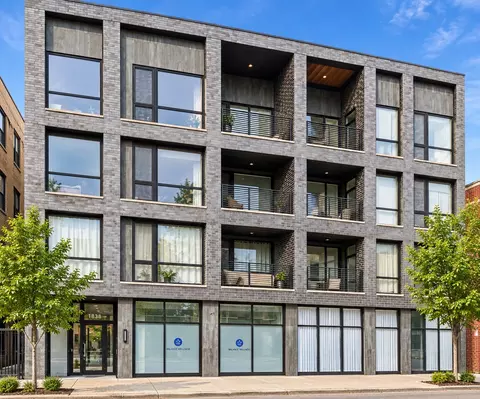 1838 N Western Ave #303, Chicago, IL 60647