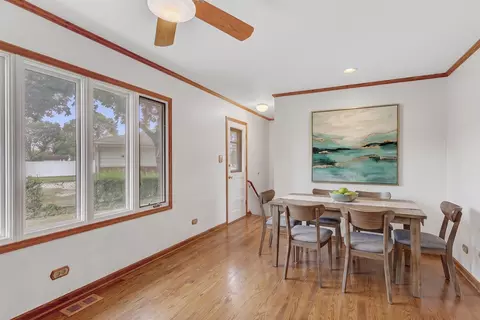 Dining - 385 Pleasant St, Hoffman Estates, IL 60169 photo 1 of 1