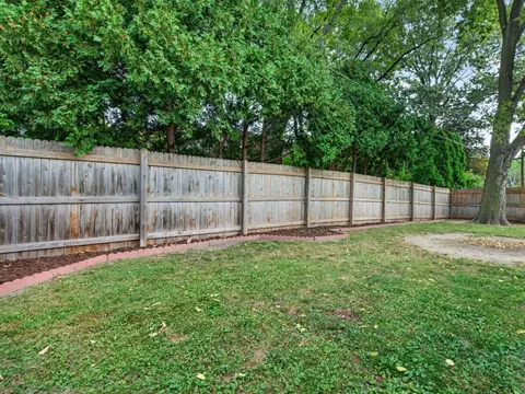 Exterior - 520 Johnson Ave, Morris, IL 60450 photo 11 of 11