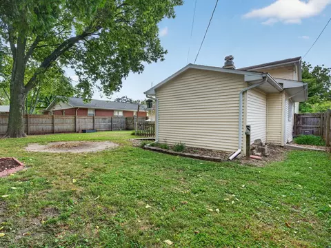 Exterior - 520 Johnson Ave, Morris, IL 60450 photo 10 of 11
