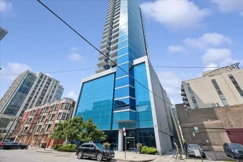 110 W Superior St #1003, Chicago, IL 60654