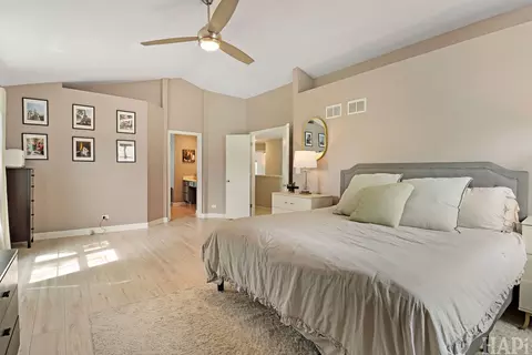 Bedroom - 7311 Dada Dr, Gurnee, IL 60031 photo 7 of 7