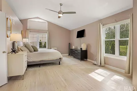 Bedroom - 7311 Dada Dr, Gurnee, IL 60031 photo 1 of 7