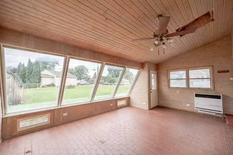 Other - 104 N Warrington Rd, Des Plaines, IL 60016 photo 1 of 2