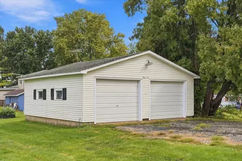 Exterior - 310 E Dixon St, Polo, IL 61064 photo 4 of 4