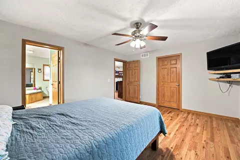 Bedroom - 415 E Hamilton St, Odell, IL 60460 photo 2 of 7