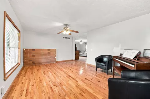 Living - 415 E Hamilton St, Odell, IL 60460 photo 1 of 5