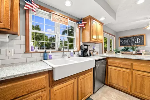 Kitchen - 415 E Hamilton St, Odell, IL 60460 photo 3 of 6