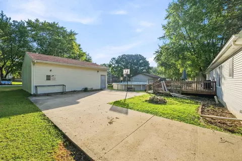 Exterior - 415 E Hamilton St, Odell, IL 60460 photo 5 of 8