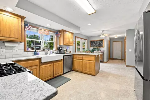 Kitchen - 415 E Hamilton St, Odell, IL 60460 photo 6 of 6