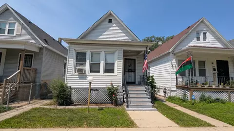 7528 S Dorchester Ave, Chicago, IL 60619