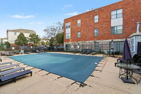 Exterior - 3255 Kirchoff Rd #203, Rolling Meadows, IL 60008 photo 2 of 3