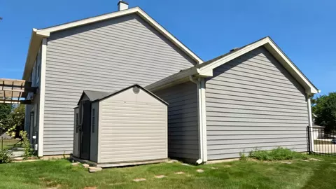 Exterior - 1350 Northgate Ct, Bartlett, IL 60103 photo 16 of 17