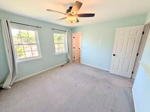 Bedroom - 1350 Northgate Ct, Bartlett, IL 60103 photo 2 of 7