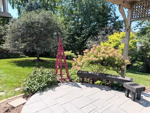Exterior - 1350 Northgate Ct, Bartlett, IL 60103 photo 15 of 17