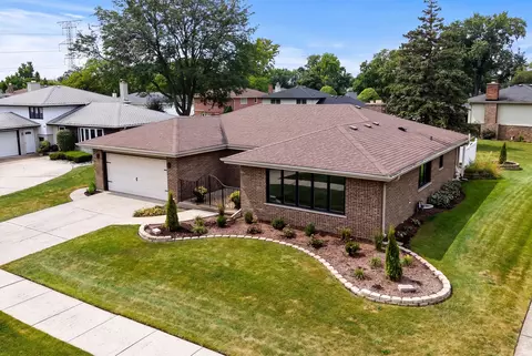 15360 Orchid Ct, Orland Park, IL 60462
