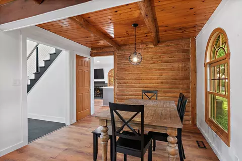 Dining - 705 Chestnut Ct, Algonquin, IL 60102 photo 1 of 1