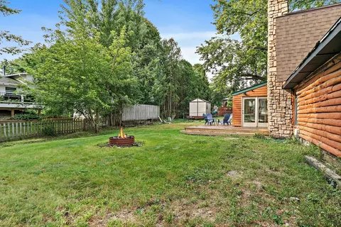 Exterior - 705 Chestnut Ct, Algonquin, IL 60102 photo 4 of 6