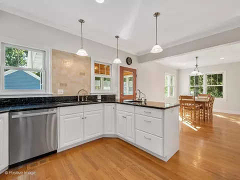Kitchen - 217 S Summit St, Wheaton, IL 60187 photo 4 of 6