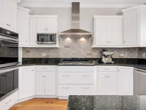 Kitchen - 217 S Summit St, Wheaton, IL 60187 photo 3 of 6