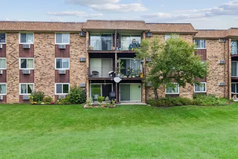 Other - 735 Hill Dr #112, Hoffman Estates, IL 60169 photo 4 of 5