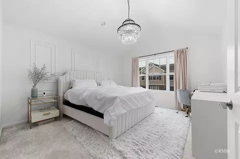 Bedroom - 230 Timberleaf Cir, Roselle, IL 60172 photo 1 of 5