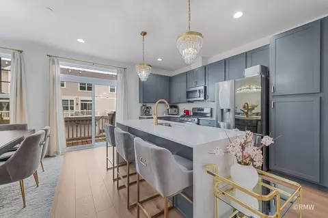 Kitchen - 230 Timberleaf Cir, Roselle, IL 60172 photo 1 of 3